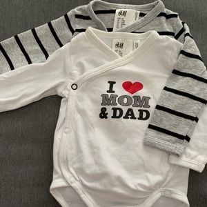 Set of 2 cotton bodysuit (1-2 months)